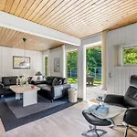 Meo - 30km From The Sea By Interhome 펜션 *