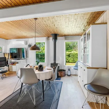 Meo - 30km From The Sea By Interhome *