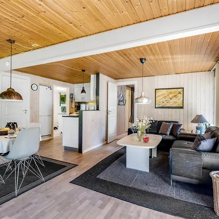 Meo - 30km From The Sea By Interhome Casa vacanze