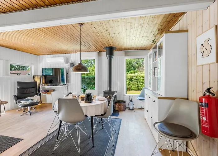 Meo - 30km From The Sea By Interhome *